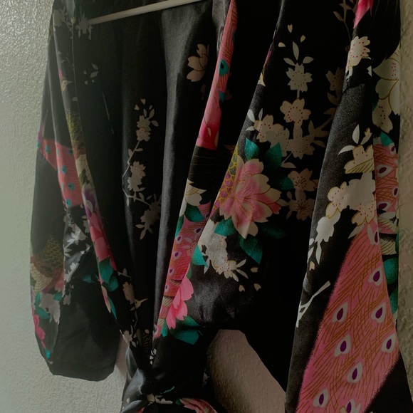 Silk Kimono Robe - Picture 3 of 5